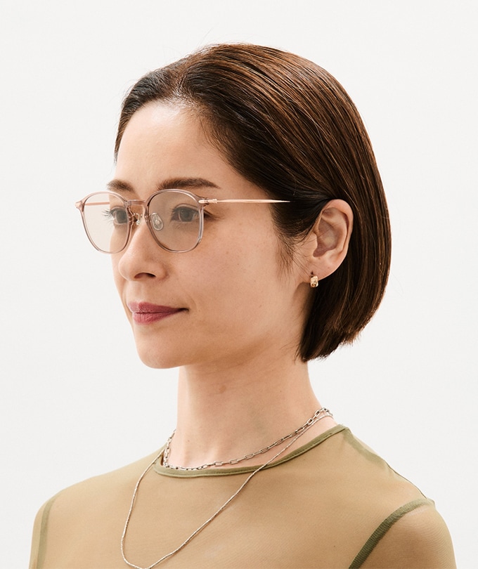 SUNGLASSES Modern combination & titanium  試着イメージ