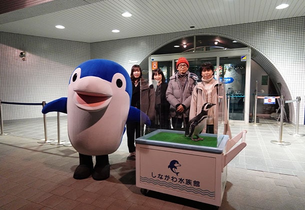 夜の水族館を貸切！生き物たちとの急接近で、これまで知らなかった意外な一面を「みる」。2