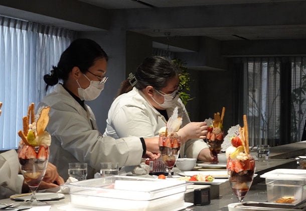 独創的な世界観をみせるパティシエの技術を体験！繊細で芸術的なスイーツの世界を「みる」。6